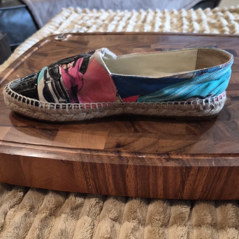 CHANEL Multicolor Canvas Espadrilles with Black Patent Toe - Picture 7 of 15
